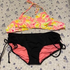 Victoria’s Secret bikini